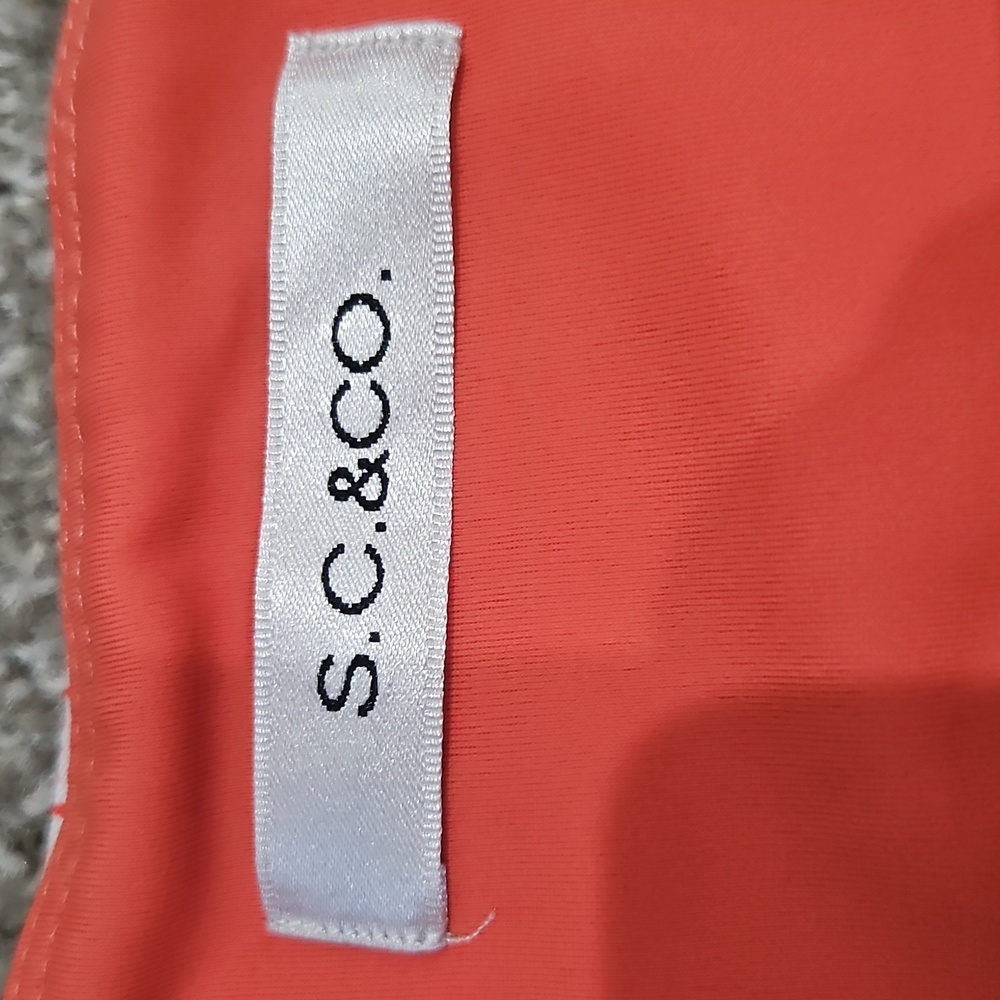 S.C. & CO Ladies' Skort Pull-On, Tummy Control Waistband Red (Coral/White Print) - Picture 2 of 6